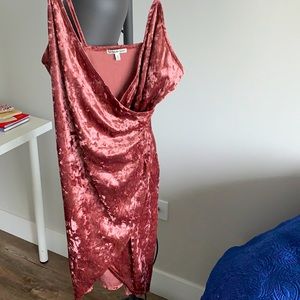 Velvet pink dress